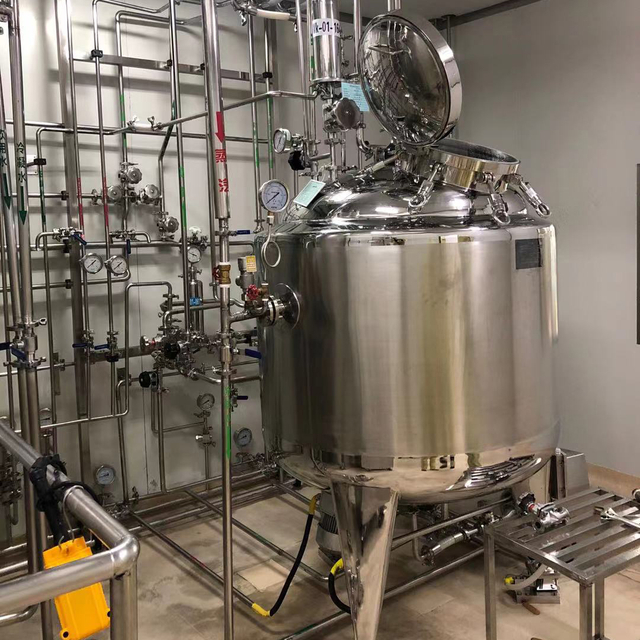 Tanque de fermentación higiénico sanitario de acero inoxidable SS304 de 2000L con tanques revestidos de enfriamiento de hoyuelos para bodega