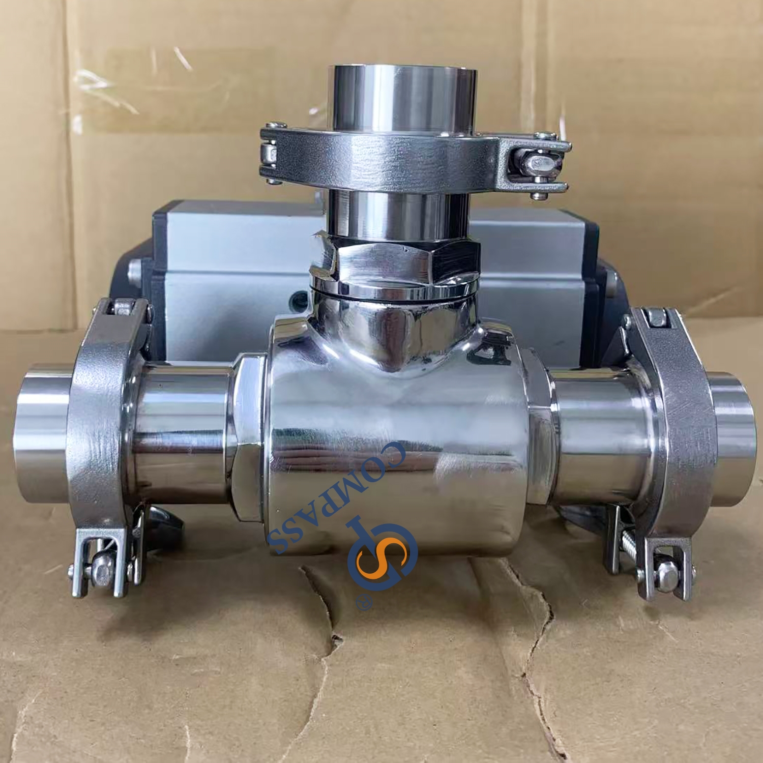 Válvula de bola neumática de doble acción de 2 pulgadas SS316L de 3 vías con extremo de juego de virola de abrazadera