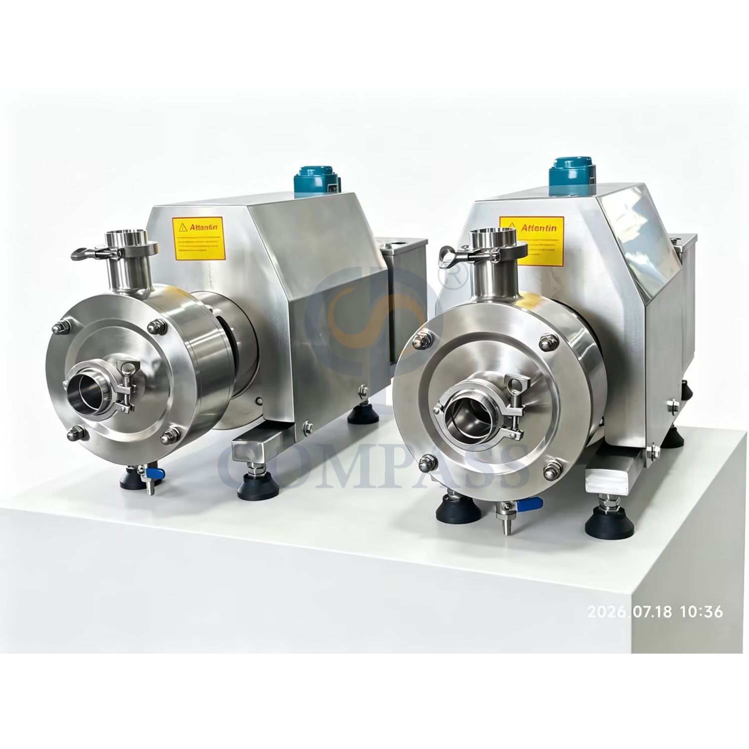 Emulsionante de dispersión de alto cizallamiento para tubería de TRL-1 de grado alimenticio sanitario SS304, 380V, 50HZ, 3P, 4kw, con motor de China y tanque de bomba de agua