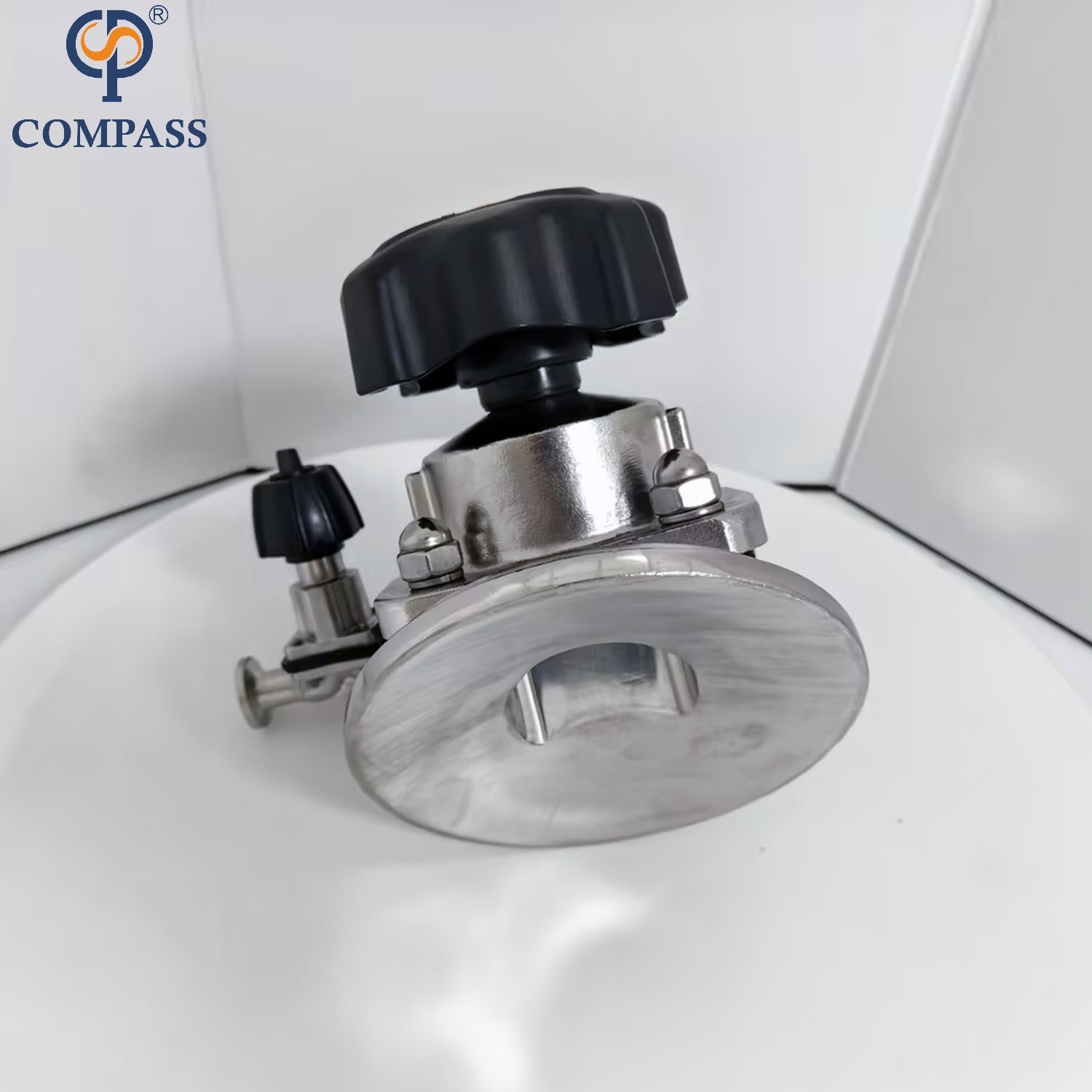 Válvula de control sanitaria de acero inoxidable, válvula de diafragma inferior de tanque con abrazadera Manual SS316L SMS de 1,5 pulgadas con diafragma de EPDM y PTFE