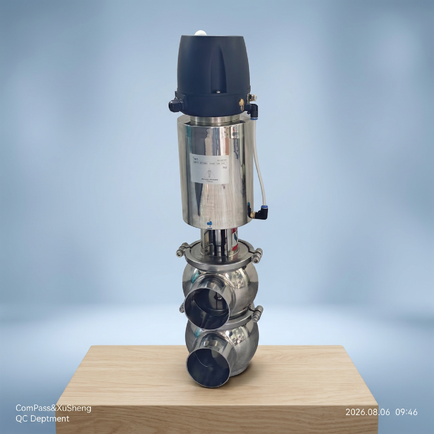 Actuador neumático de simple efecto SS304, modelo DIN 22A, válvula desviadora de soldadura neumática normalmente cerrada DN80 con cabezal de control de 24 VCC